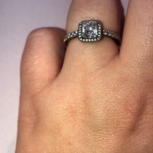 Pandora Square Sparkle Halo Ring- 7.5